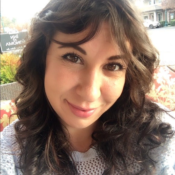 Meet your Posher, Bella - Picture 5 of 8